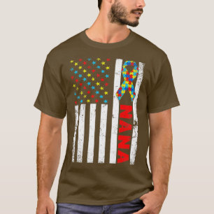 Camiseta Bandera estadounidense angustiada Nana Autism Awar
