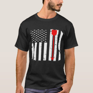 Camiseta Bandera estadounidense angustiada por arco con fle