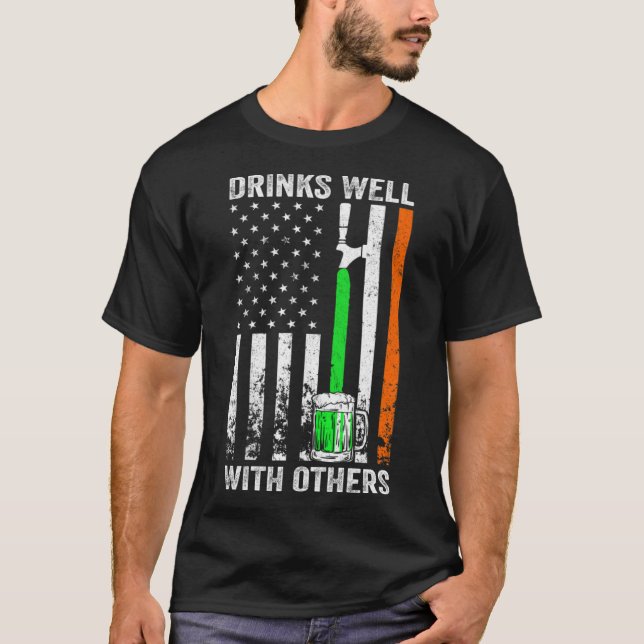 Camiseta Bandera estadounidense St Patrick s Day Beer Well  (Anverso)
