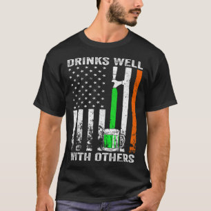 Camiseta Bandera estadounidense St Patrick's Day Beer Well 