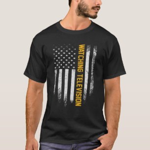 Camiseta Bandera estadounidense vintage viendo la televisió