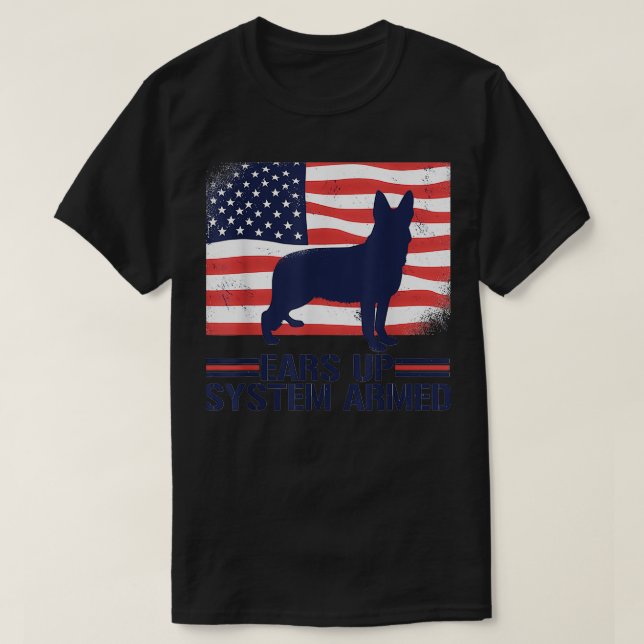 Camiseta Bandera norteamericana de pastor alemana con armas (Diseño del anverso)