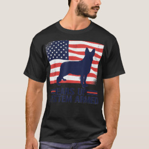 Camiseta Bandera norteamericana de pastor alemana con armas