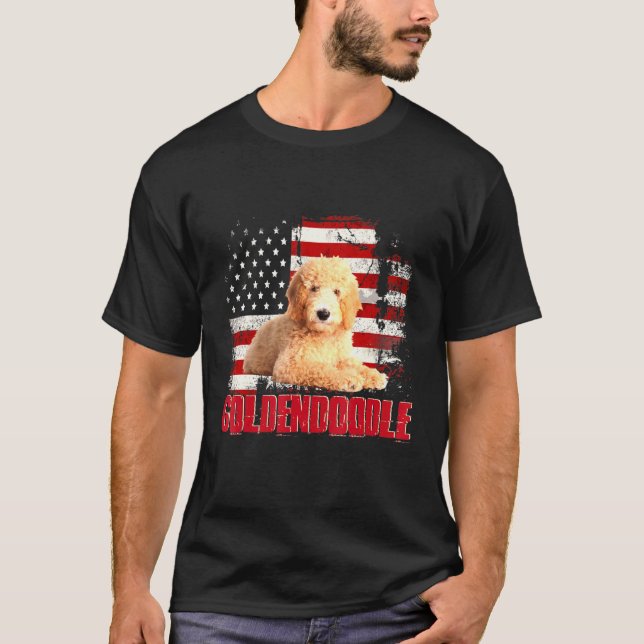 Camiseta Bandera norteamericana vintage Perro Goldendoodle (Anverso)