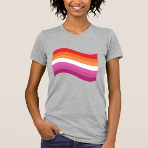 Camiseta Bandera ondulada del Orgullo del Atardecer Lesbian