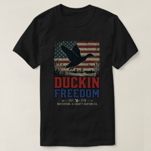 Camiseta Bandera patriota americana: Cazando libertad con p