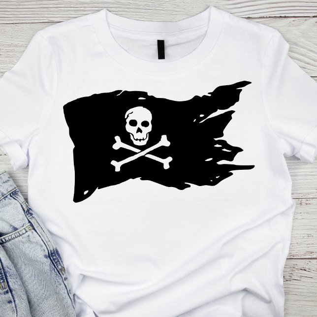Camiseta Bandera Pirata clásica negra y blanca (Subido por el creador)