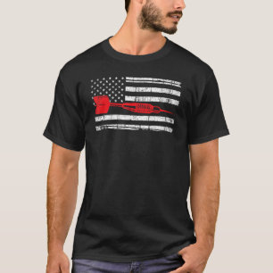 Camiseta Bandera Retro Estadounidense Arroja Dardos Al Juga
