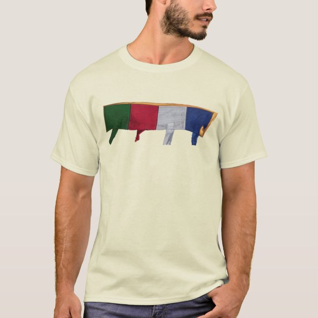 Camiseta Banderas budistas de oración, monasterio Kagyu Sam (Anverso)