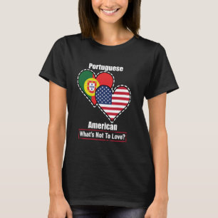 Camiseta Banderas portuguesas estadounidenses de corazón qu