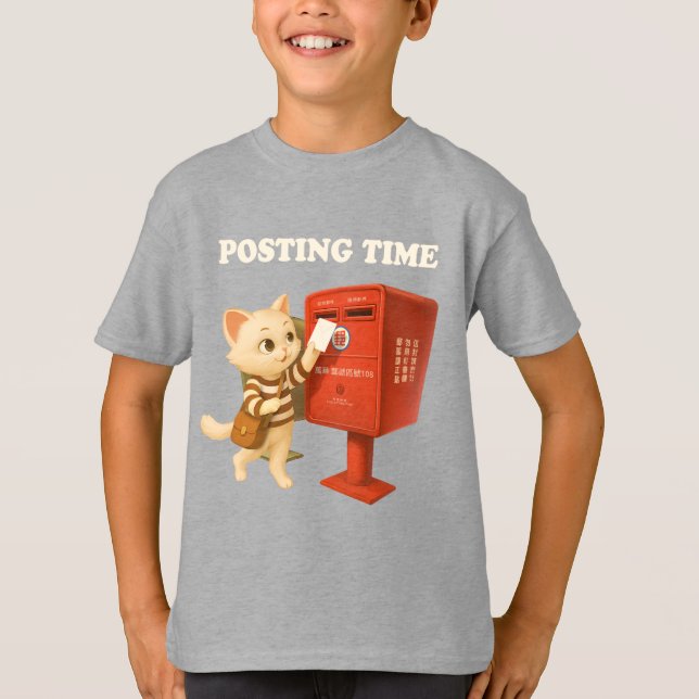 Camiseta Bao Bao: Posting Time with Retro Taiwan Mailbox (Anverso)