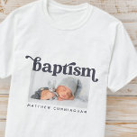 Camiseta Baptismo Moderno Negrita Foto simple Personalizado<br><div class="desc">Este diseño simple y clásico está compuesto por tipografía de la síspera y agrega una foto personalizado. Este diseño es moderno,  moda,  lúdico y divertido.</div>