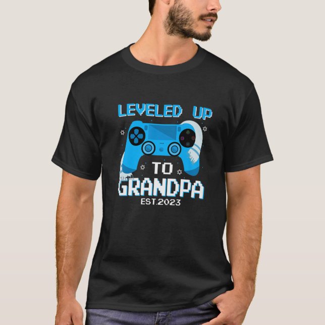 Camiseta Bar Mitzvah Levantado Hasta El Abuelo Est.2023 Nue (Anverso)