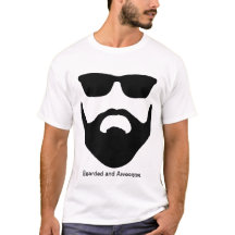 Camiseta barba y gafas de sol