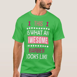 Camiseta Barber Awesome se ve gracioso Navidades de cumplea