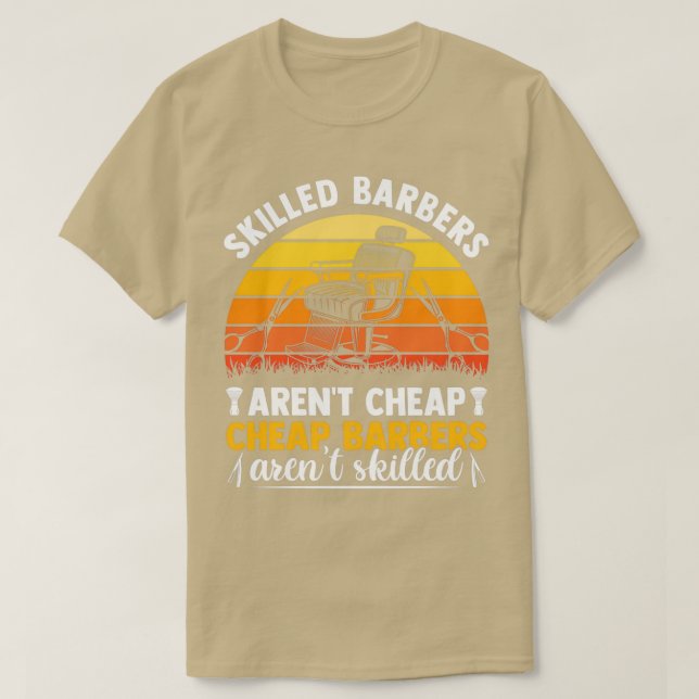 Camiseta Barberos calificados no son barberos baratos barat (Diseño del anverso)