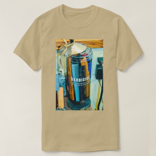 Camiseta Barbershop Combs en Barbicide Jar (Diseño del anverso)