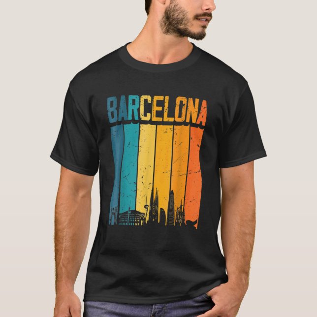 Camiseta Barcelona España Retro Vintage Sunset Skyline Barc (Anverso)