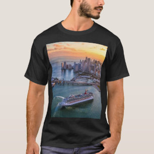 Camiseta Barco de crucero del atardecer de Miami y paisaje 