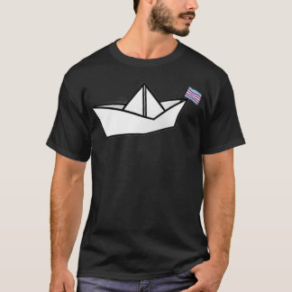 Camiseta barco de papel de orgullo trans