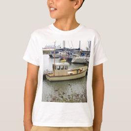 Camiseta Barco Moderno de Estilo Tradicional