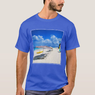 Camiseta Barcos y sillas de playa