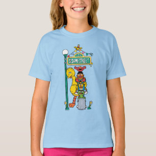 Camiseta Barrio Sésamo   Bajo el Rótulo de Plaza Sésamo