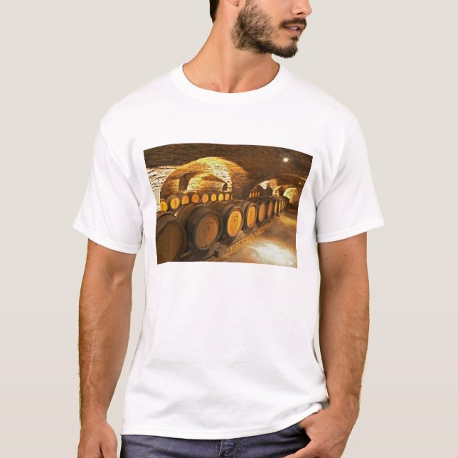 Camiseta Barrios de roble en la bodega del Domaine Comte (Anverso)