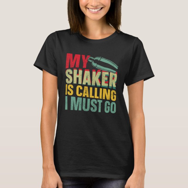 Camiseta Bartender Mixologist My Shaker Is Calling I Must G (Anverso)