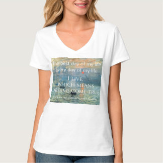 Camiseta básica de cuello V para mujeres