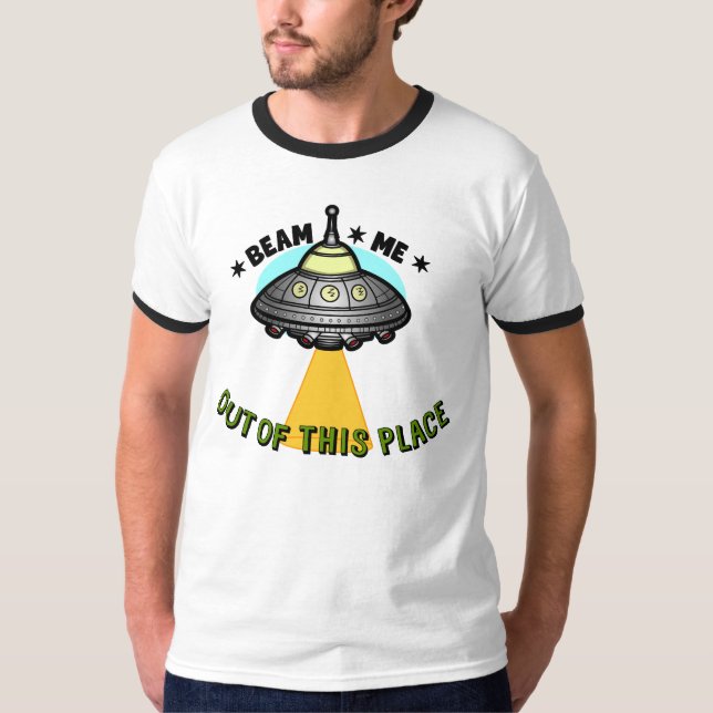 Camiseta básica de hombre con nave alienígena (Anverso)
