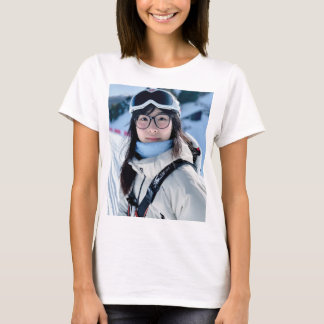 Camiseta básica de las mujeres