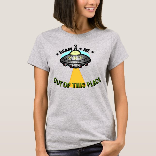 Camiseta básica de mujer con nave extraterrestre (Anverso)