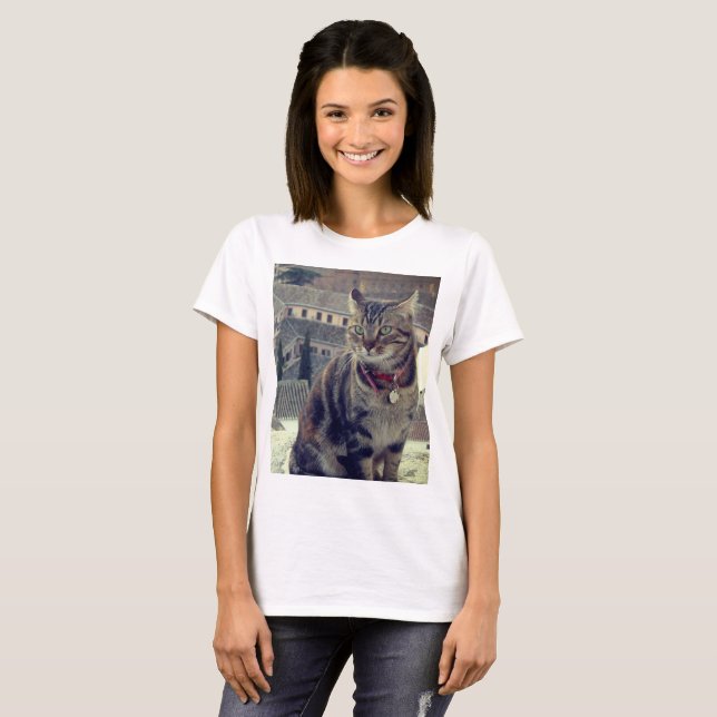 Camiseta básica femenina de foto de gato, blanca (Anverso completo)