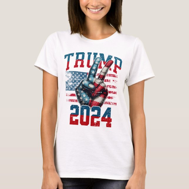 Camiseta básica femenina de la Chica Trump 2024 (Anverso)