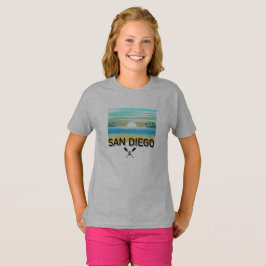Camiseta básica para niñas de San Diego Design