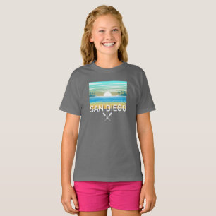 Camiseta básica para niñas de San Diego Design