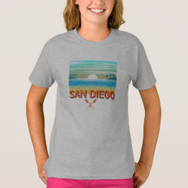 Camiseta básica para niñas de San Diego Design