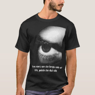 Camiseta Básico con impresión en blanco y negro en el frent