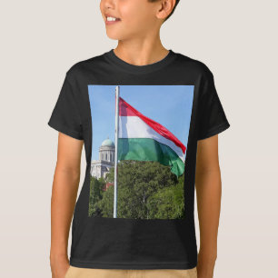 Camiseta Basílica de Esztergom y bandera húngara 
