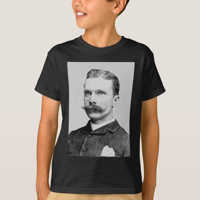 Camiseta Bass ~ Sam Western Outlaw Train Robber (Anverso)