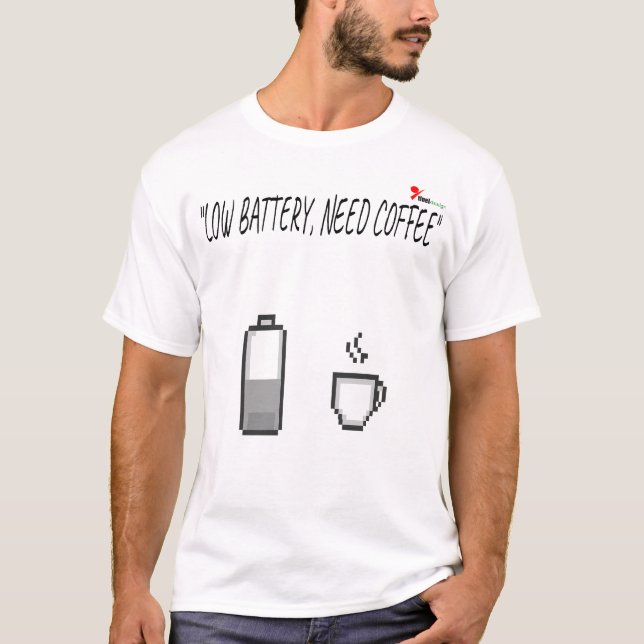 Camiseta "Batería baja, necesidad de café" (Anverso)