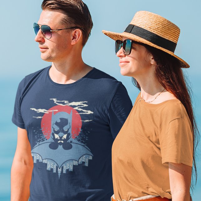 Camiseta Batman De Luna Roja Con Logo (Subido por el creador)