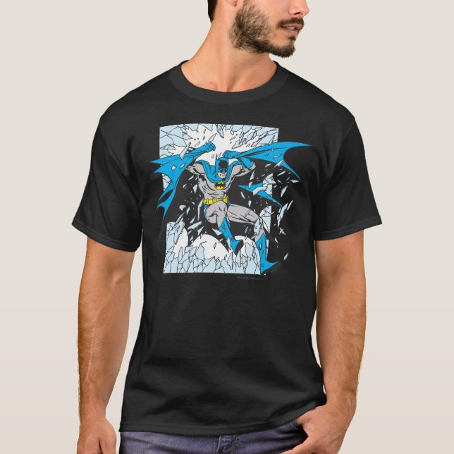 Camiseta Batman irrumpe a través del vidrio (Anverso)