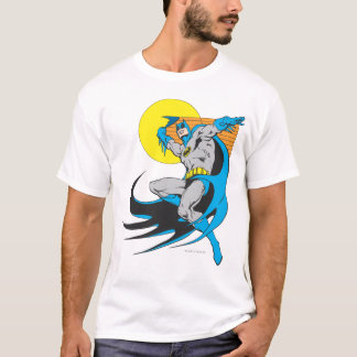 Camiseta Batman Throws Batarang 2