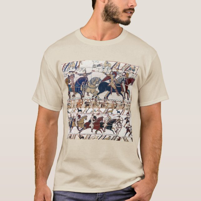 CAMISETA BAYEUX TAPESTRY 1066 CABALLEROS Y ARCHERS NORMANOS (Anverso)