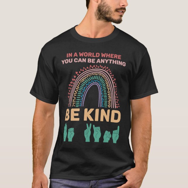 Camiseta Be Kind American Rótulo Language (Anverso)