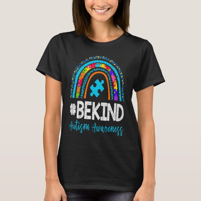 Camiseta Be Kind Autism Awareness Leopard Rainbow Puzzle Gi (Anverso)