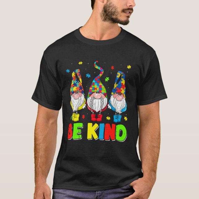 Camiseta Be Kind Autism Awareness Month Cute Gnomes Men Wom (Anverso)