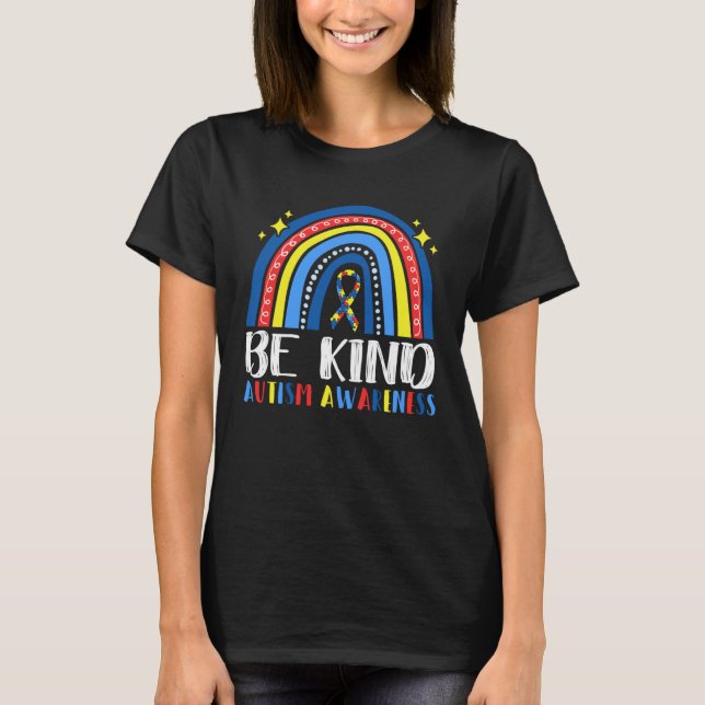 Camiseta Be Kind Autism Awareness Month Puzzle Piece Rainbo (Anverso)